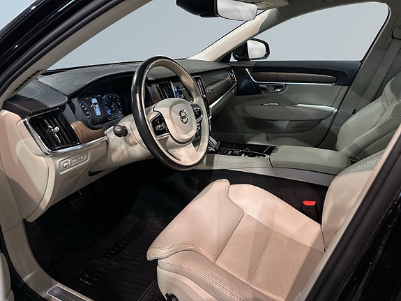 Volvo S90 7 of 26