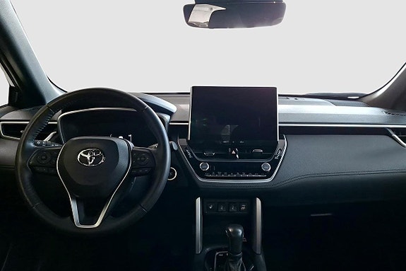 Toyota Corolla Cross 10 of 13
