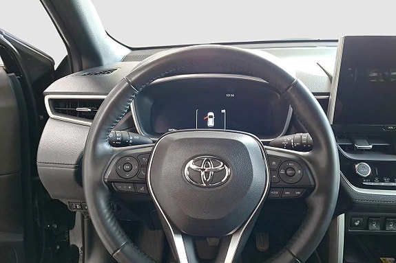 Toyota Corolla Cross 11 of 13