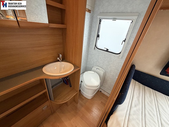Adria 613 UT Barnkammarvagn Våningssäng -06 12 of 21