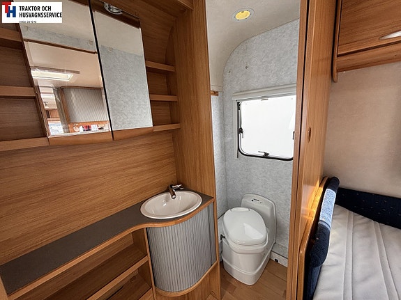 Adria 613 UT 18 of 20
