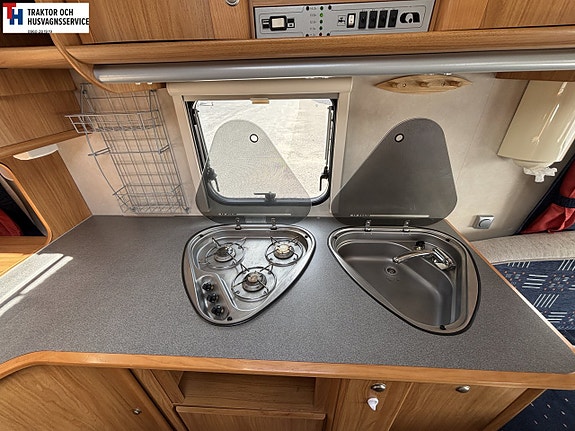 Adria 613 UT 12 of 20