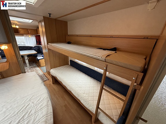 Adria 613 UT Barnkammarvagn Våningssäng -06 14 of 21