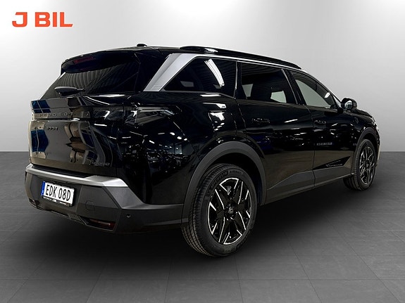 Peugeot 5008 3 of 5