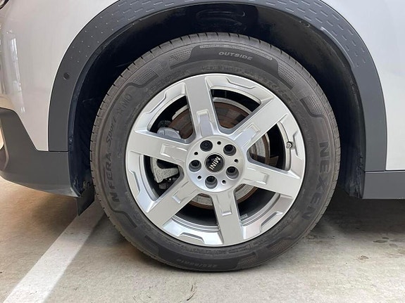 MINI Countryman SE 11 of 15