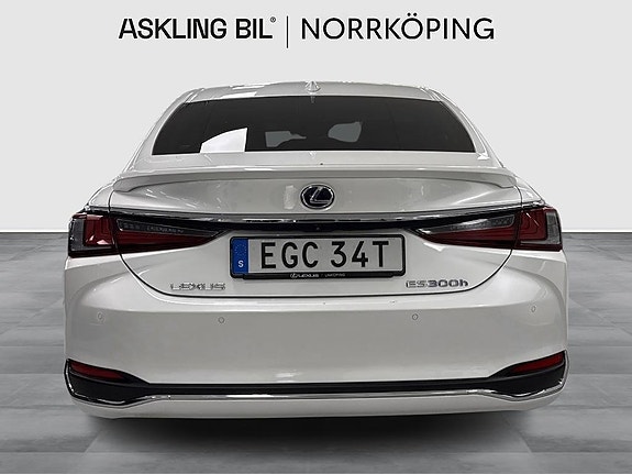 Lexus ES300h 4 of 10