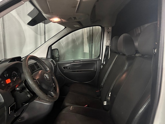 Toyota Proace 10 of 17