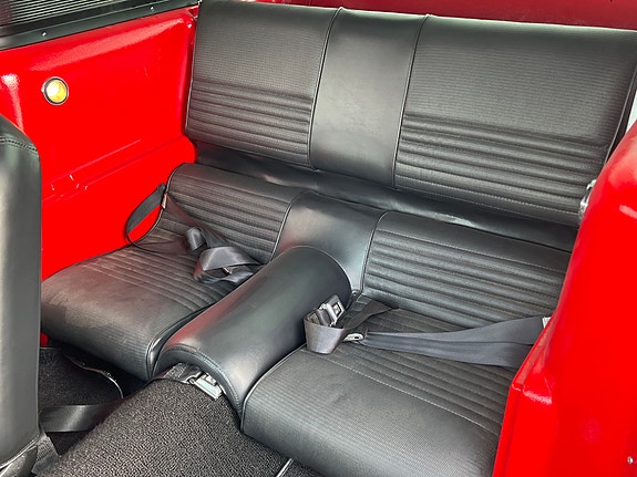 Ford Mustang 21 of 22