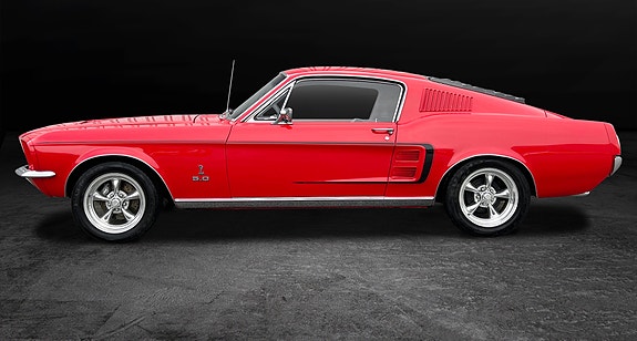 Ford Mustang 12 of 22