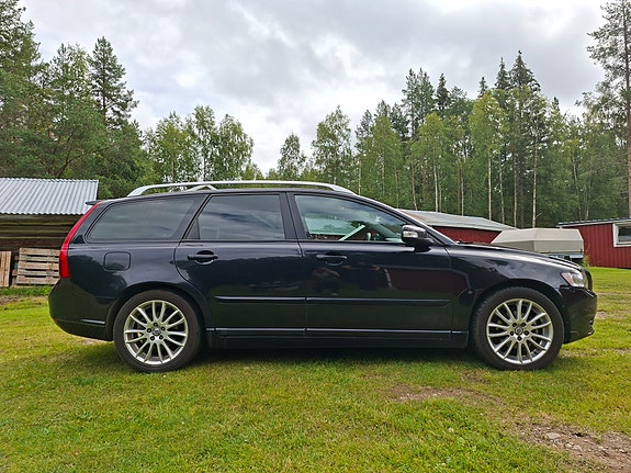 Volvo V50 4 of 9