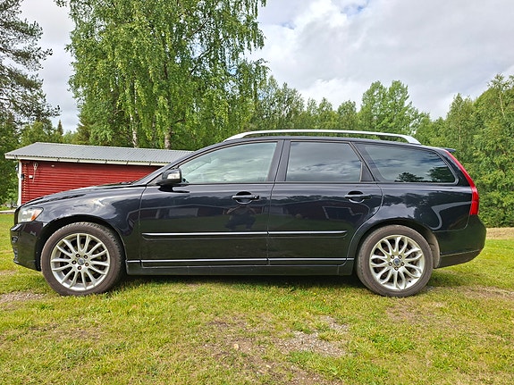 Volvo V50 5 of 9