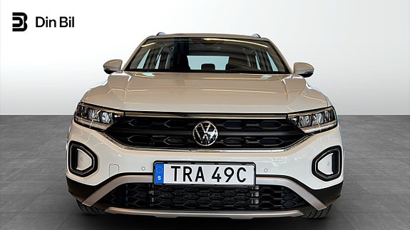 Volkswagen T-Roc 4 of 5
