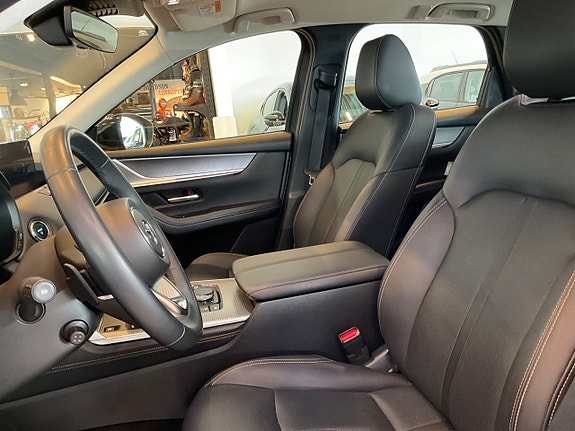Mazda CX-60 8 of 15