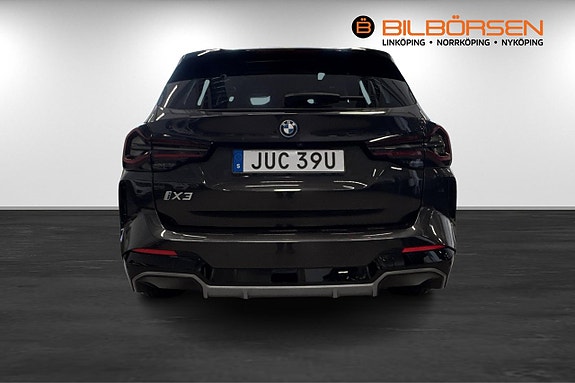 BMW iX3 5 of 5