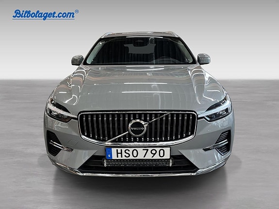 Volvo XC60 2 of 5