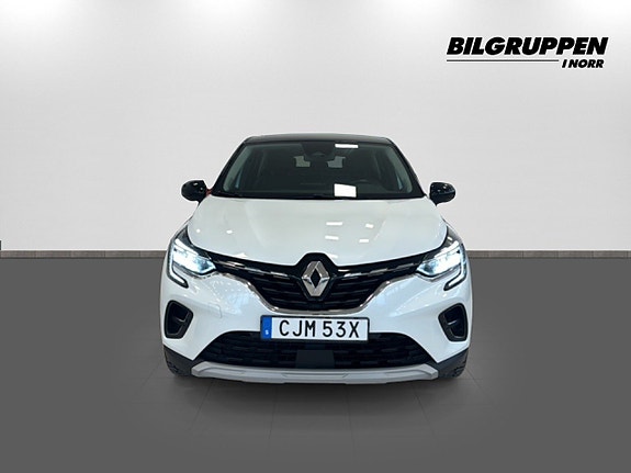 Renault Captur 3 of 5