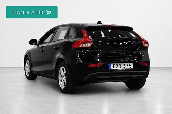 Volvo V40 7 of 16