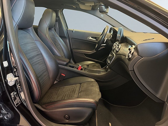 Mercedes-Benz GLA220 d 10 of 20