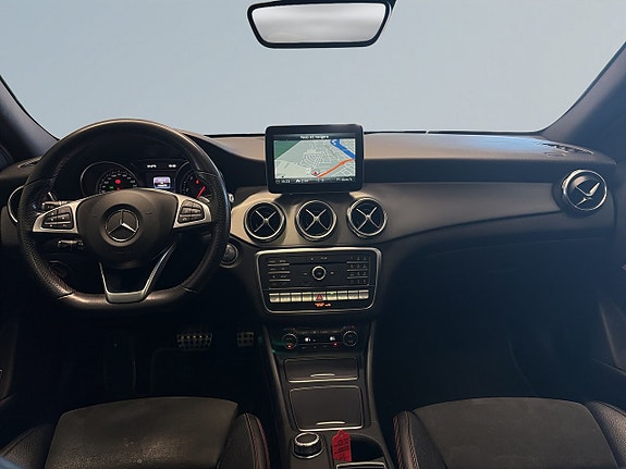 Mercedes-Benz GLA220 d 8 of 20