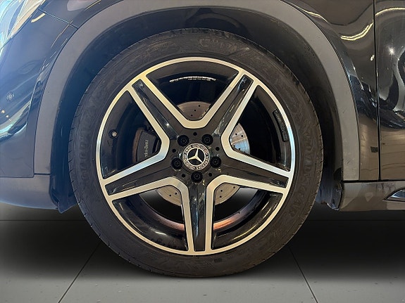 Mercedes-Benz GLA220 d 14 of 20