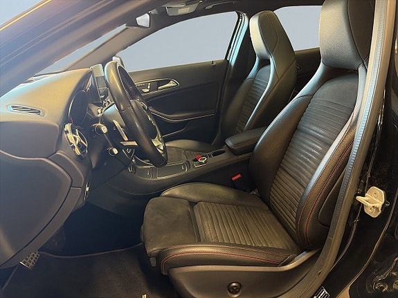 Mercedes-Benz GLA220 d 7 of 20