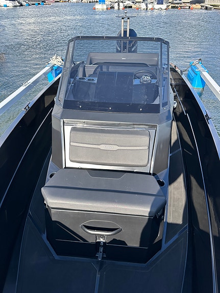 Iron 707 med Mercury Verado V8 250 hk - fullutrustad inkl trailer 5 of 6