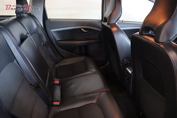 Volvo V70 17 of 19