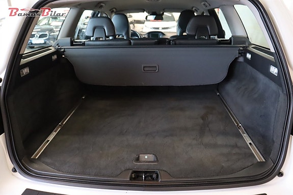 Volvo V70 11 of 19