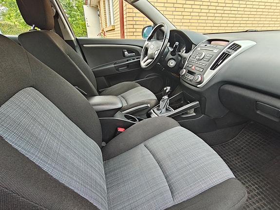 Kia Ceed 4 of 5