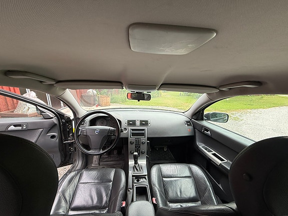 Volvo V50 6 of 9