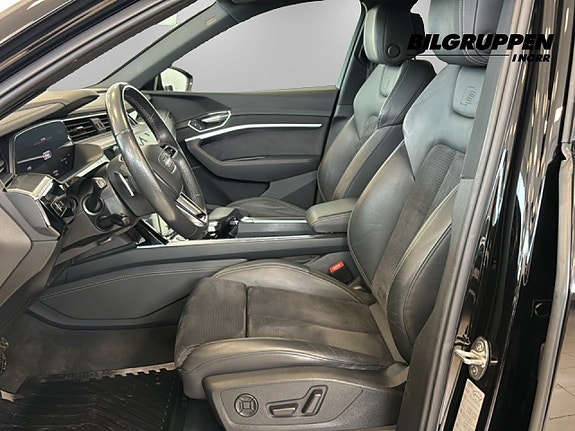 Audi e-tron 14 of 16
