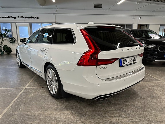 Volvo V90 3 of 5