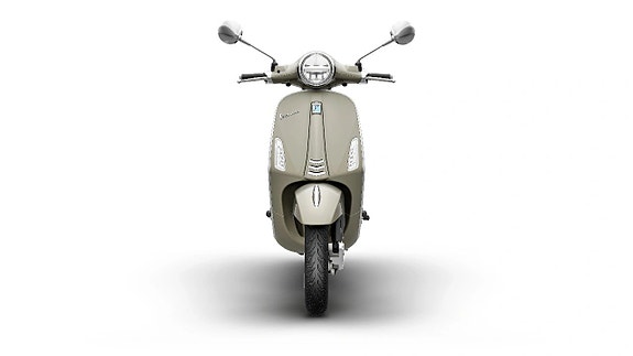 Vespa Primavera 125 10 of 13