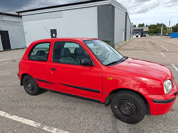 Nissan Micra 5 of 5