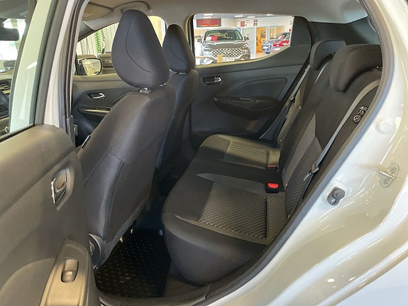 Nissan Micra 9 of 10