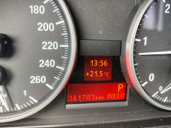 BMW 318d 9 of 10