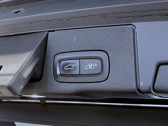 Volvo XC60 20 of 22