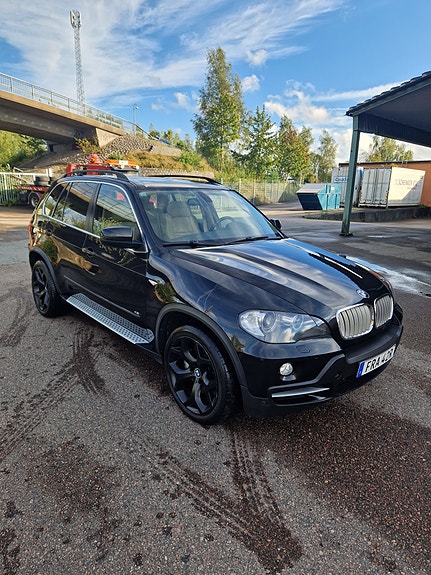 BMW X5 11 of 12