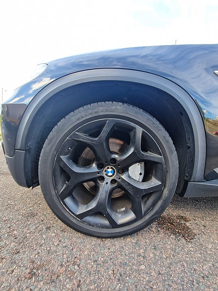 BMW X5 6 of 12