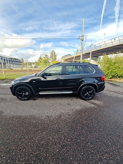 BMW X5 3 of 5