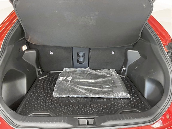 Toyota Yaris Cross 13 of 19