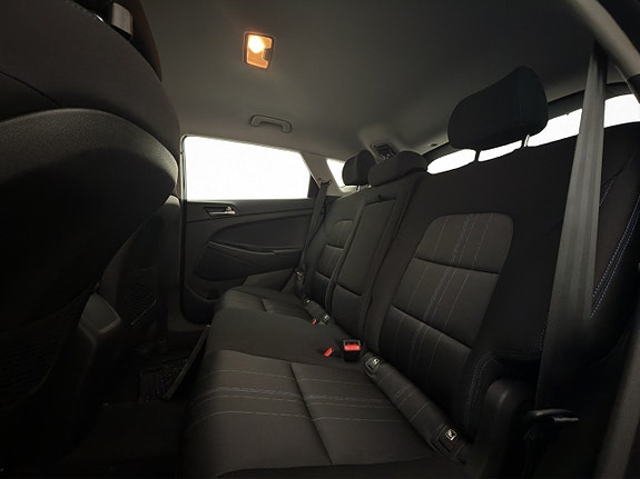 Hyundai Tucson 21 of 27
