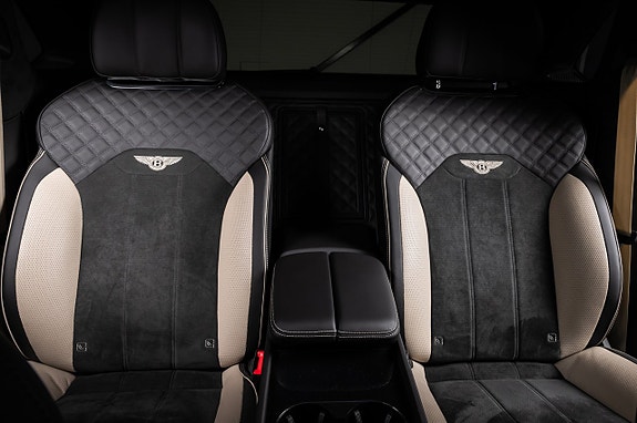 Bentley Bentayga 27 of 30
