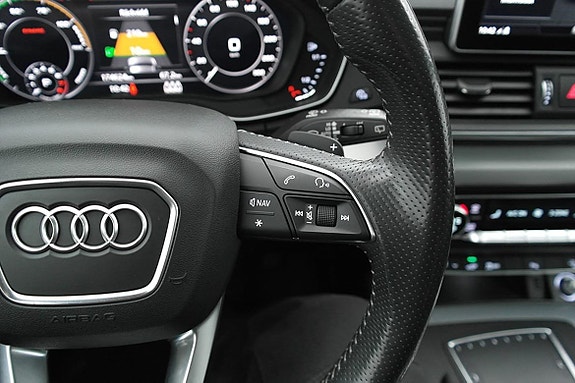 Audi Q5 10 of 18