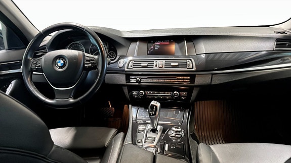 BMW 520 4 of 5