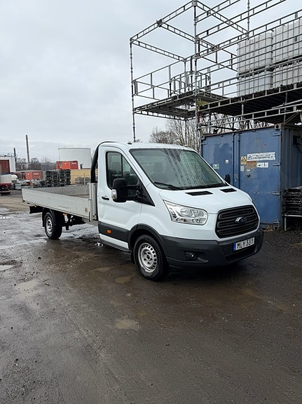 Ford Transit 2 of 5