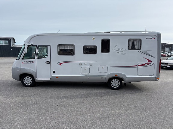 Rapido 992M Queenbed - Automat - AC - Mercedes - Kamkedja - Solcell 5 of 24