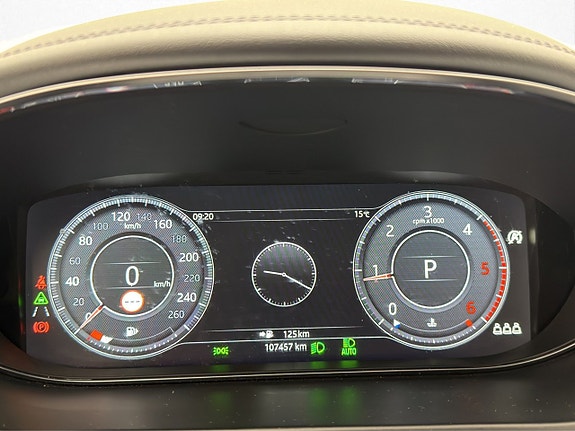 Jaguar E-PACE 21 of 30
