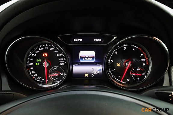 Mercedes-Benz CLA220 16 of 25