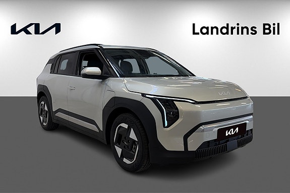 Kia EV3 3 of 5